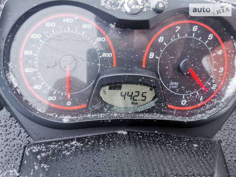 Спортивные снегоходы BRP MXZ 2017 в Харькове