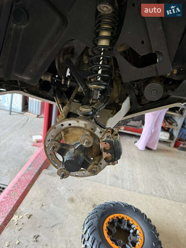 Квадроцикл утилітарний BRP Outlander 2015 в Буську