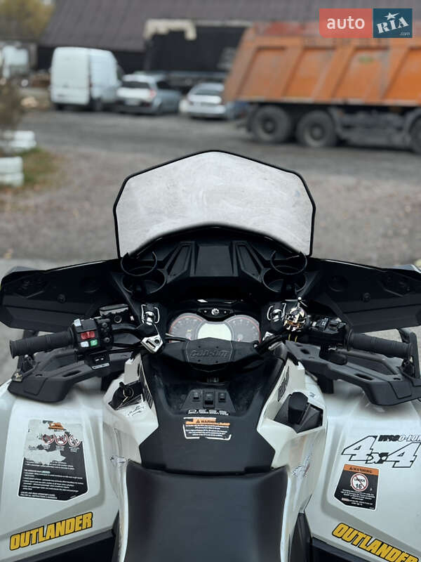 Квадроцикл  утилитарный BRP Outlander 2013 в Каменском