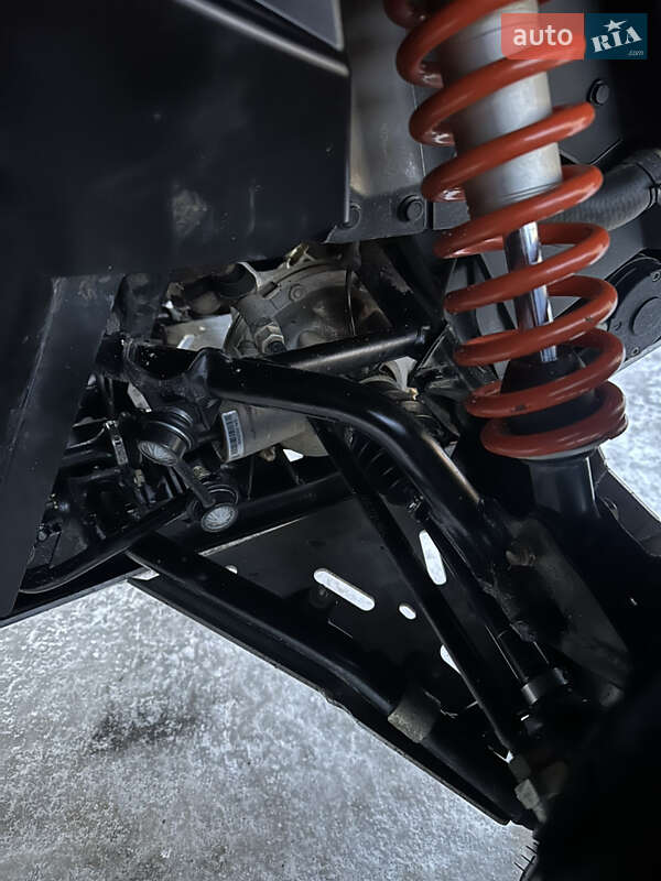 Квадроцикл  утилитарный BRP Outlander 2021 в Львове