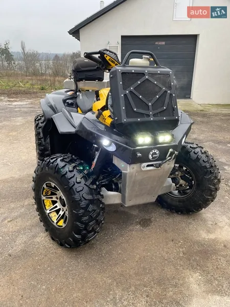 BRP Renegade 2012