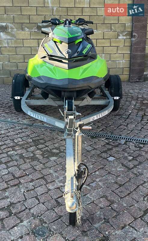 Гидроцикл спортивный BRP RXP-X 2020 в Кривом Роге фото 2 Гидроцикл спортивный BRP RXP-X 2020 в Кривом Роге