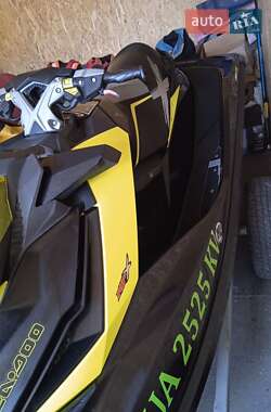 Гідроцикл спортивний BRP RXP-X 2013 в 