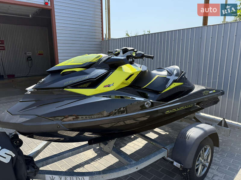 BRP RXP-X 2013