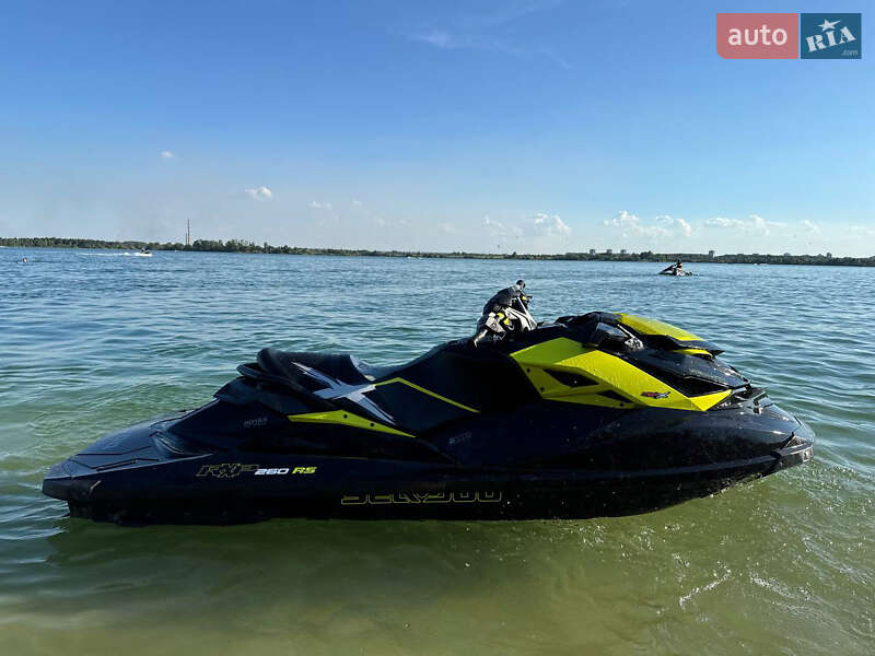 Гидроцикл спортивный BRP RXP 2014 в 