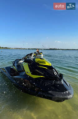 Гидроцикл спортивный BRP RXP 2014 в 