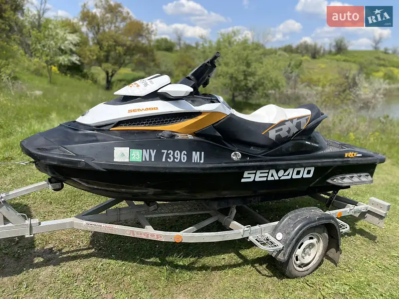 Гидроцикл спортивный BRP RXT-X 2012 в 
