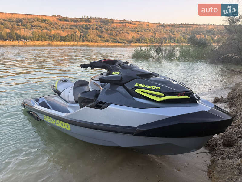 Гідроцикл туристичний BRP RXT-X 2024 в Кропивницькому фото Гідроцикл туристичний BRP RXT-X 2024 в Кропивницькому