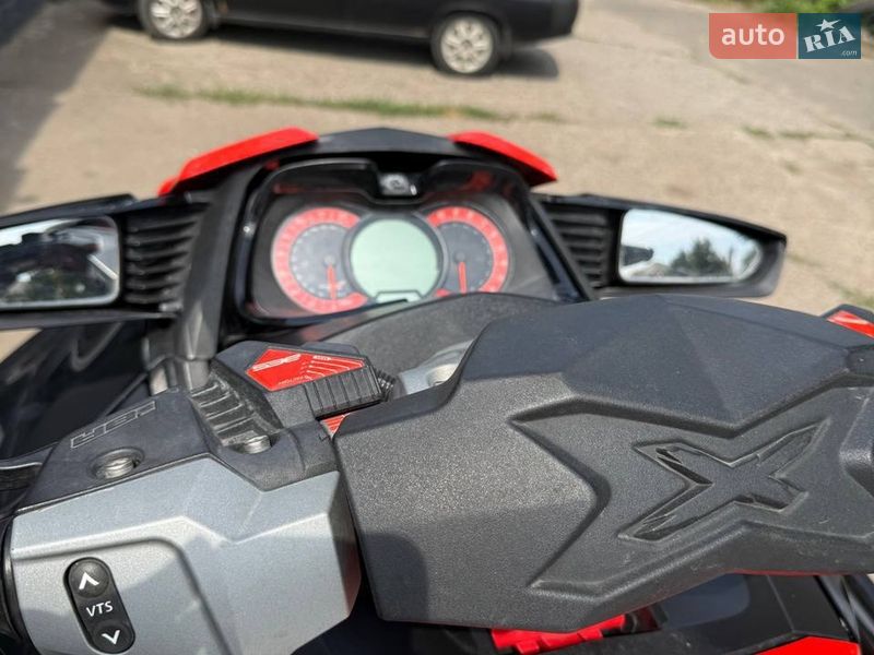 Гидроцикл спортивный BRP RXT-X 2011 в Кривом Роге фото 4 Гидроцикл спортивный BRP RXT-X 2011 в Кривом Роге