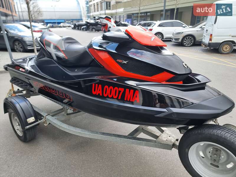 Гидроцикл туристический BRP RXT 2011 в Киеве фото Гидроцикл туристический BRP RXT 2011 в Киеве