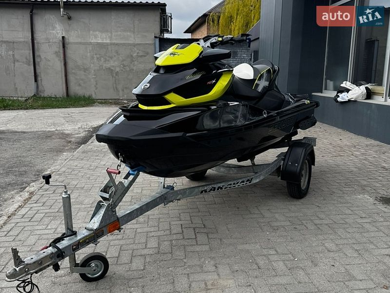 Гидроцикл спортивный BRP RXT 2013 в Днепре