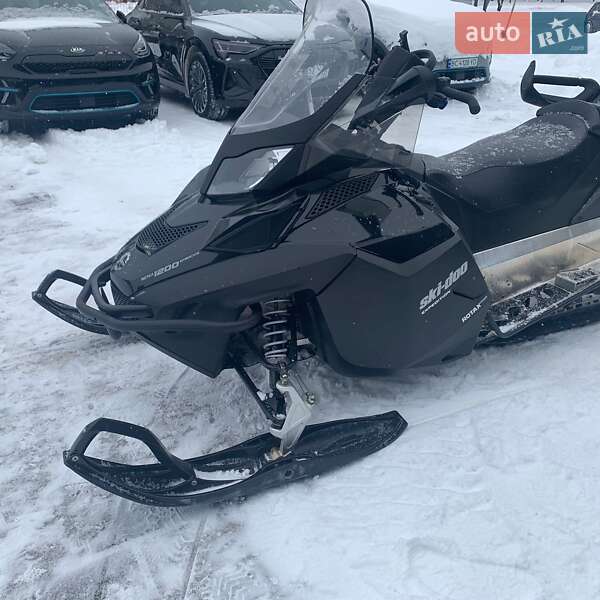Снігоходи для полювання та рибалки BRP Ski-Doo 2011 в Дрогобичі фото 7 Снігоходи для полювання та рибалки BRP Ski-Doo 2011 в Дрогобичі