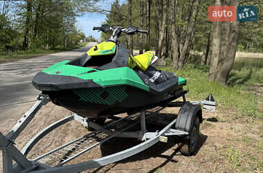Гидроцикл спортивный BRP Spark 2020 в Остроге