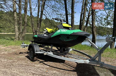 Гідроцикл спортивний BRP Spark 2020 в 