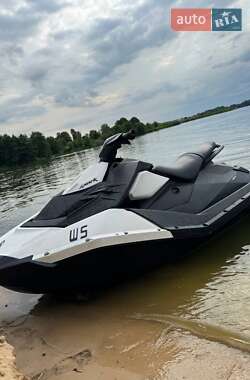 Гідроцикл спортивний BRP Spark 2017 в Житомирі
