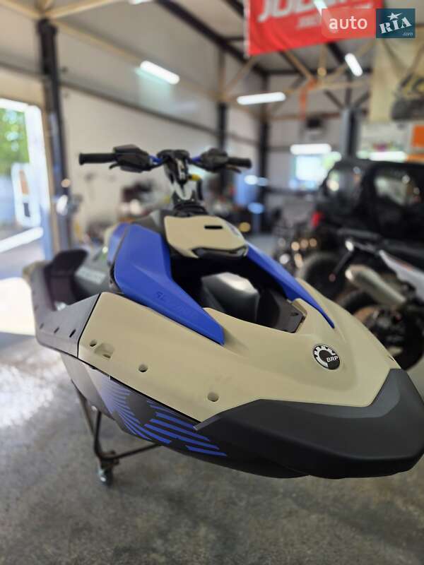 Гідроцикл туристичний BRP Spark 2025 в Львові