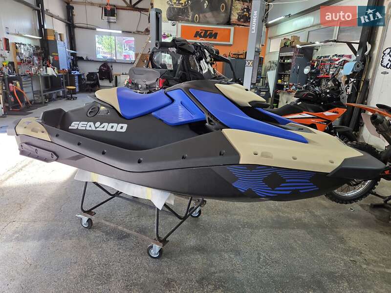 Гидроцикл туристический BRP Spark 2025 в 