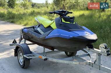 Гідроцикл спортивний BRP Spark 2021 в 
