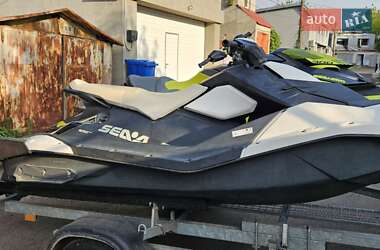 Гидроцикл спортивный BRP Spark 2015 в Киеве