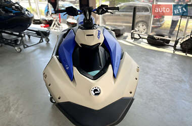 Гідроцикл спортивний BRP Spark 2025 в 