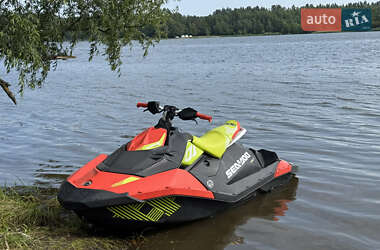 Гидроцикл туристический BRP Spark 2020 в 