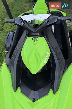Гидроцикл спортивный BRP Spark 2017 в 