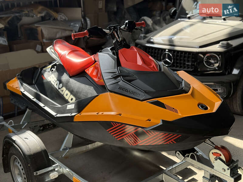 Гидроцикл спортивный BRP Spark 2018 в Житомире фото 3 Гидроцикл спортивный BRP Spark 2018 в Житомире