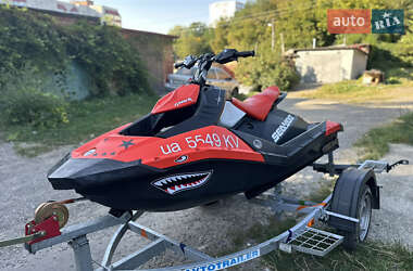 Гідроцикл спортивний BRP Spark 2017 в Хмельницькому