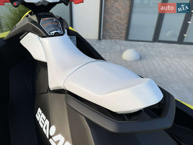 Гидроцикл спортивный BRP Spark 2016 в Тернополе