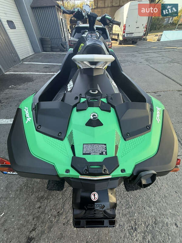 Гідроцикл туристичний BRP Spark 2019 в Харкові фото 20 Гідроцикл туристичний BRP Spark 2019 в Харкові