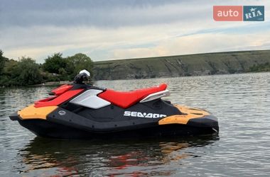 Гидроцикл спортивный BRP Spark 2025 в Каменец-Подольском