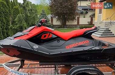 Гидроцикл спортивный BRP Spark 2022 в Кропивницком