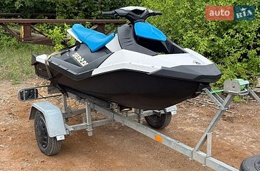 Гидроцикл туристический BRP Spark 2018 в Тернополе