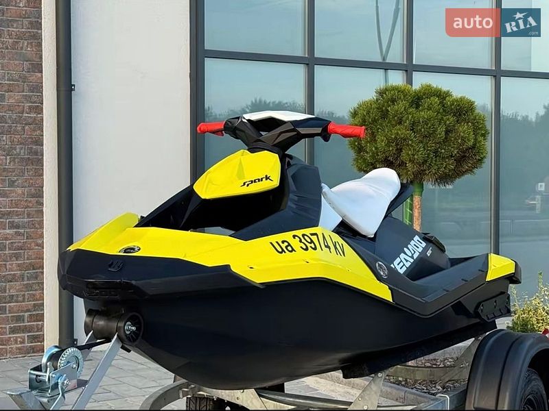 Гидроцикл спортивный BRP Spark 2016 в Хмельницком