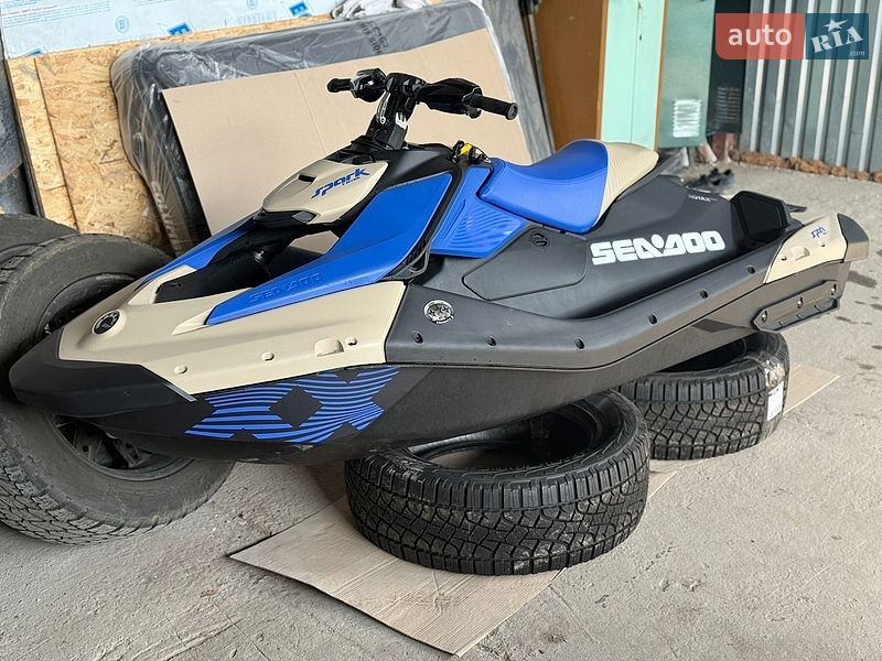Гидроцикл спортивный BRP Spark 2025 в Житомире