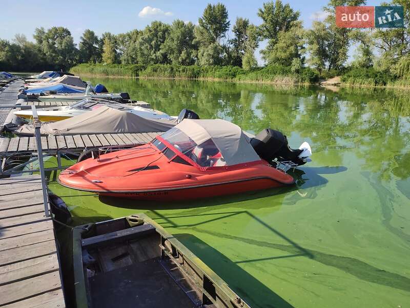 Катер BRP Speedster 2003 в Кременчуці