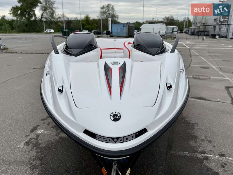 Катер BRP Speedster 2012 в Киеве