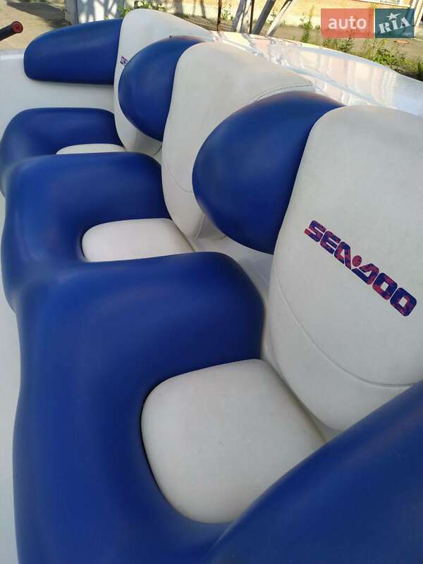 Катер BRP Sportster 2001 в Киеве