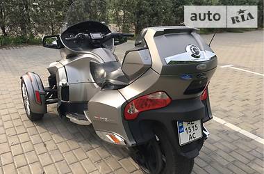 Трицикл BRP Spyder 2014 в 