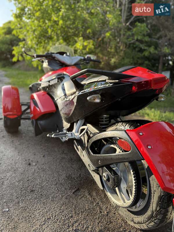 Трайк BRP Spyder 2008 в Калиновке