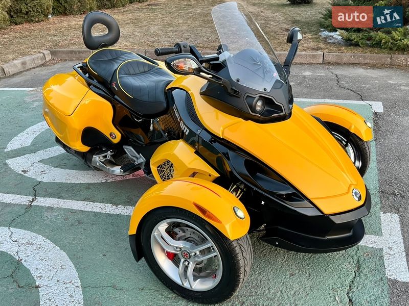 Трицикл BRP Spyder 2010 в Дубно