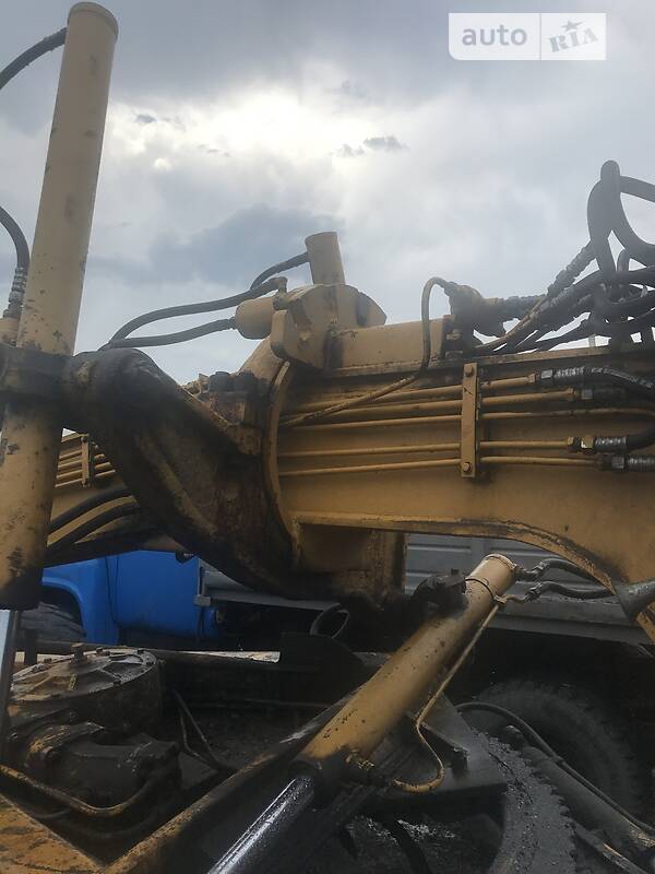 Автогрейдер Брянский Арсенал ДЗ 1990 в Умани