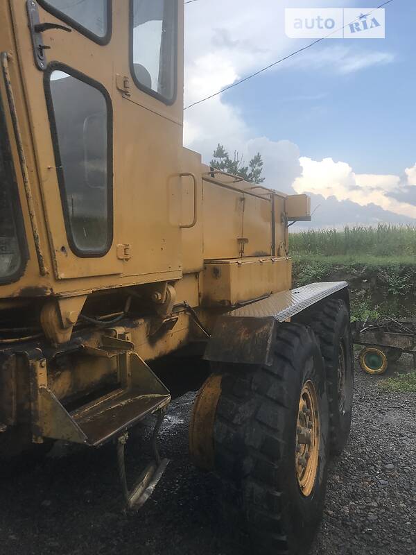 Автогрейдер Брянский Арсенал ДЗ 1990 в Умани