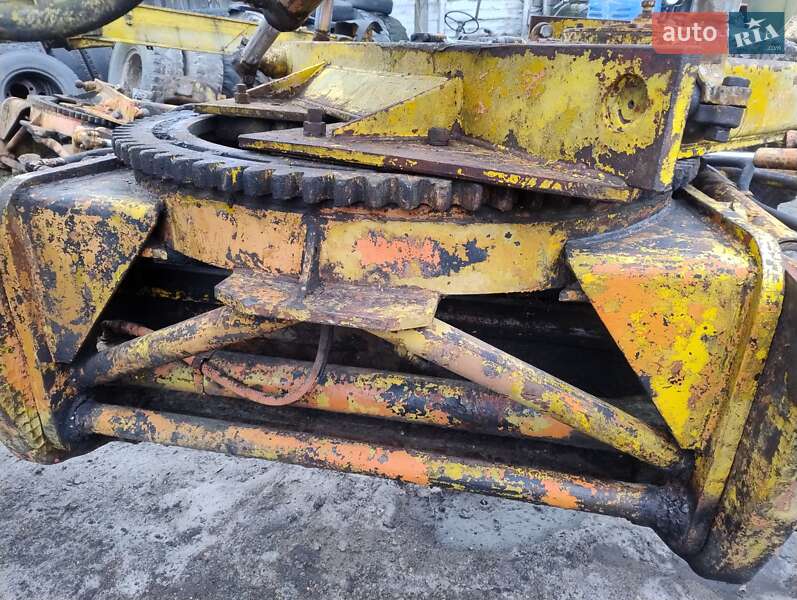 Автогрейдер Брянский Арсенал ДЗ 1992 в Быковке
