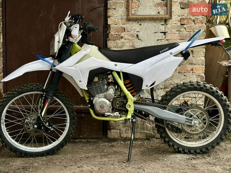 Мотоцикл Позашляховий (Enduro) BSE J3D 300 Enduro 2023 в Буську фото Мотоцикл Позашляховий (Enduro) BSE J3D 300 Enduro 2023 в Буську