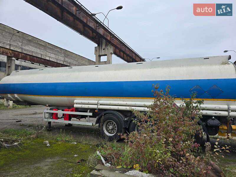 Цистерна полуприцеп BSL STC-1M 2001 в Бурштыне
