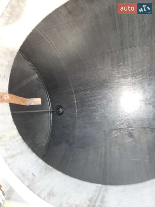 Цистерна полуприцеп BSLT STC 1999 в Ромнах