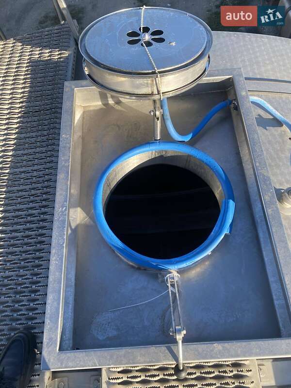 Цистерна напівпричіп BSLT STEA 2000 в Тернополі фото 26 Цистерна напівпричіп BSLT STEA 2000 в Тернополі