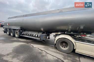 Цистерна напівпричіп BSLT STEA 1997 в Кременчуці