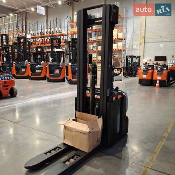 Штабелер BT Toyota SPE 2019 в Києві фото 3 Штабелер BT Toyota SPE 2019 в Києві